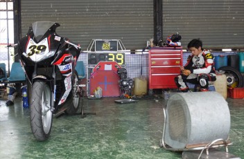 20150803049